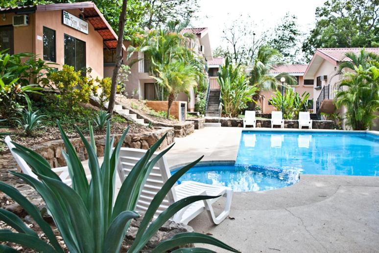 Villas San Angel Sardinal エクステリア 写真